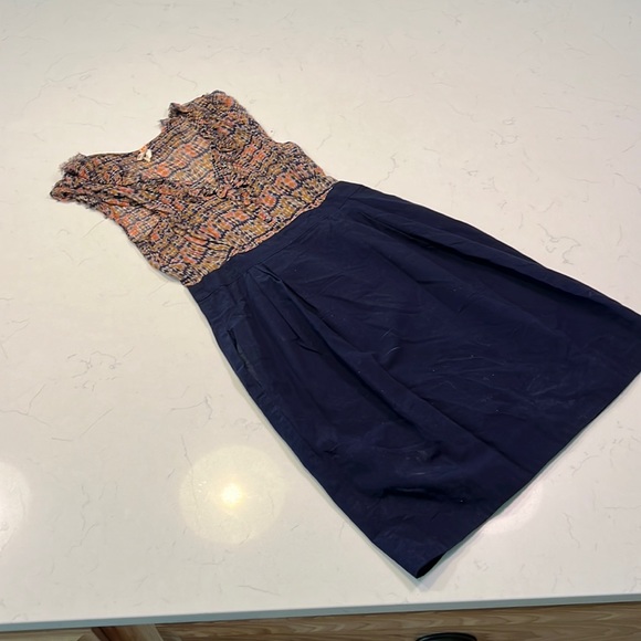 Anthropologie dress WITH POCKETS Navy blue bottom - Picture 1 of 2